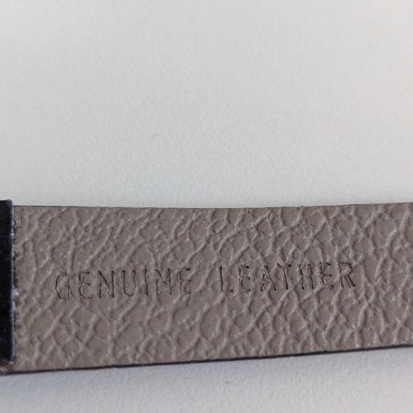 Lot of 3 Leather Watches Coldwater Creek, Helbros, Alfred Sung - Picture 9 of 11